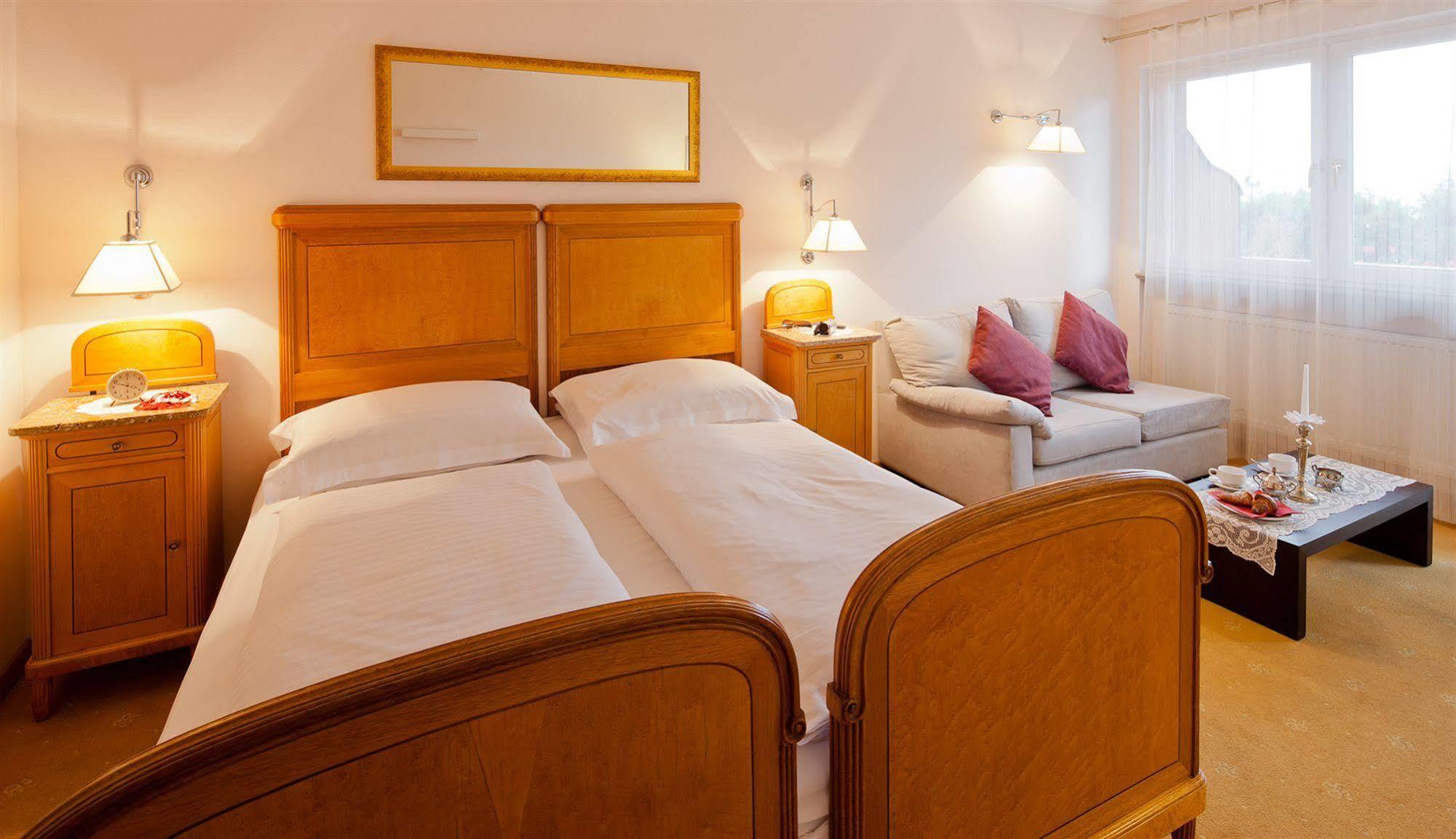 Hotel Aster Merano Exterior photo