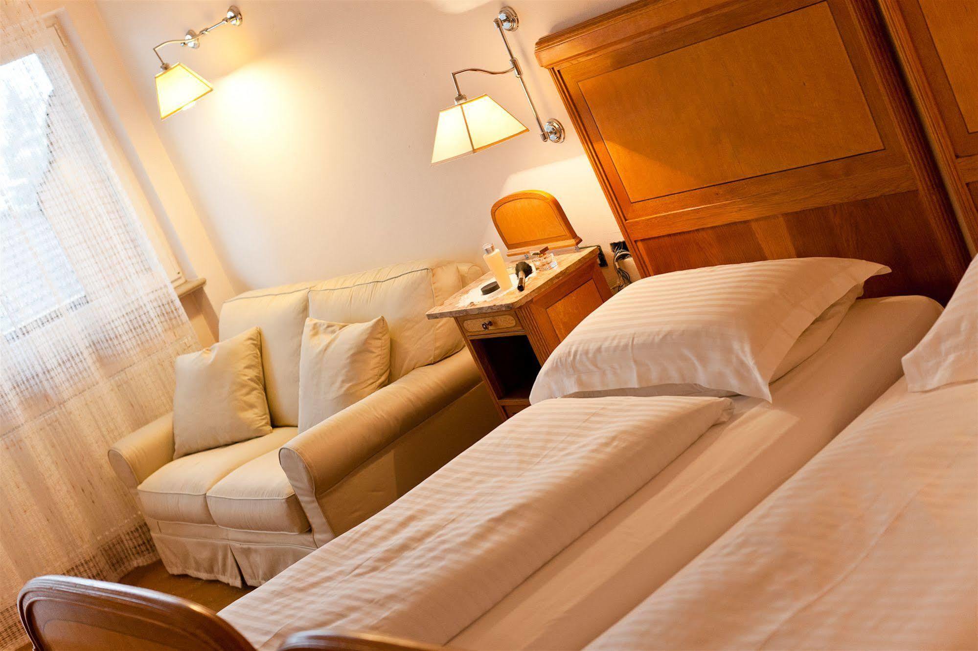 Hotel Aster Merano Exterior photo