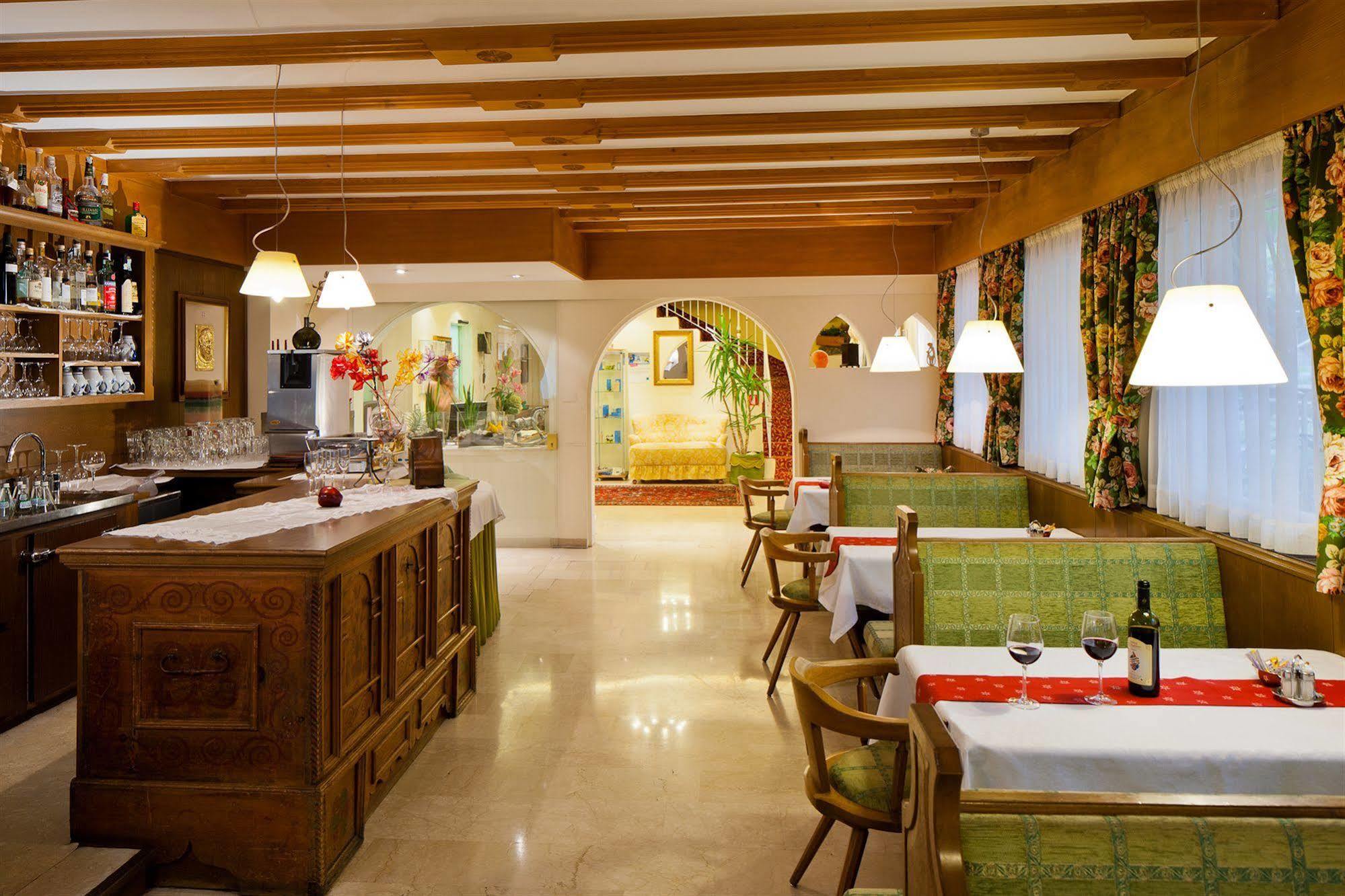 Hotel Aster Merano Exterior photo